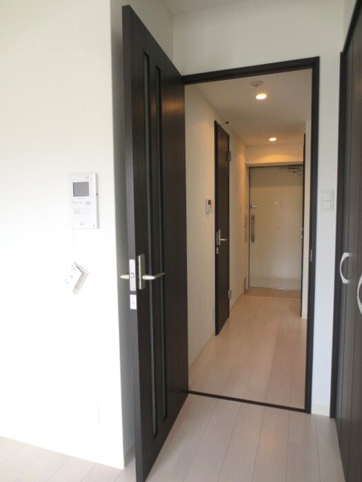 物件内観写真6　(廊下)