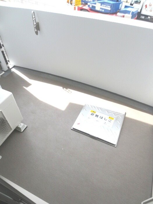 物件内観写真13　(ベランダ・バルコニー)