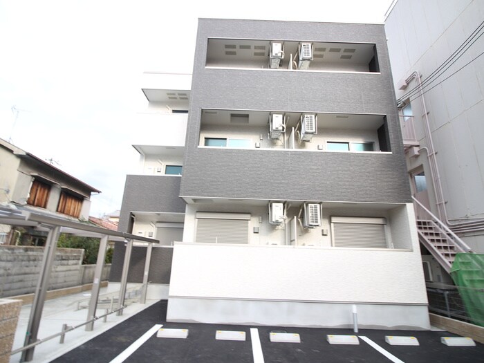 物件外観写真4　(外観写真)