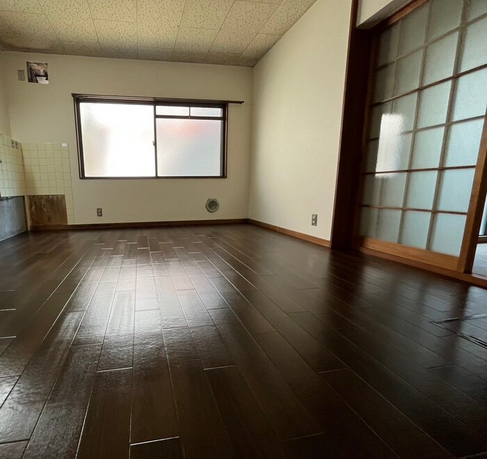 物件内観写真10　(居室)