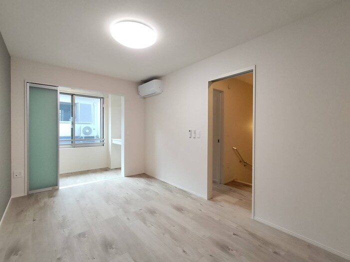 物件内観写真8　(居室)