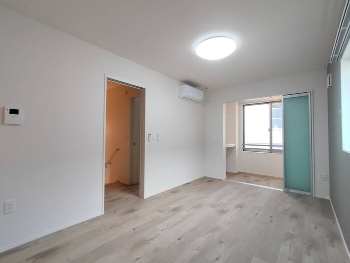 物件内観写真22　(居室)