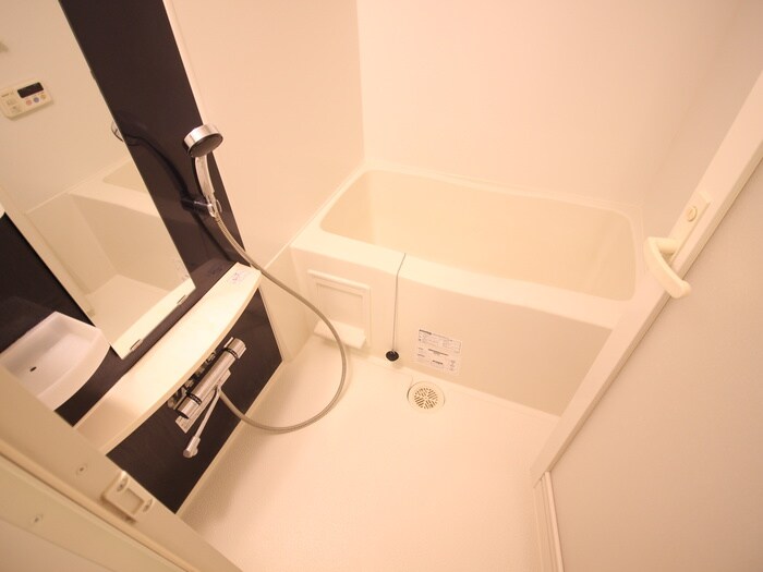 物件内観写真10　(バス／シャワールーム等)