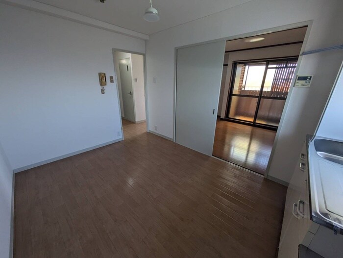 物件内観写真8　(居室)