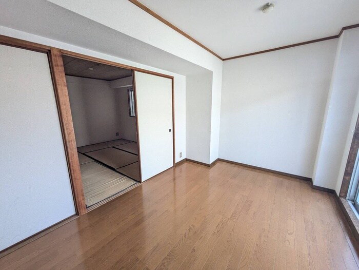 物件内観写真9　(居室)