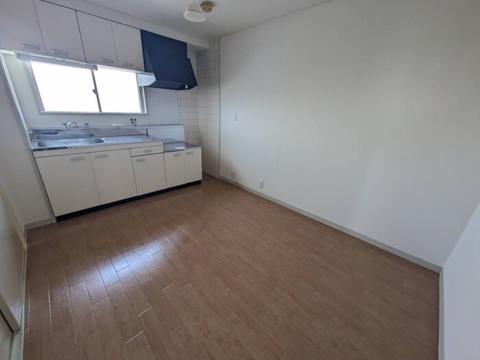 物件内観写真10　(居室)