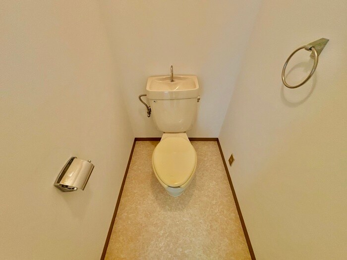 物件内観写真13　(トイレ)