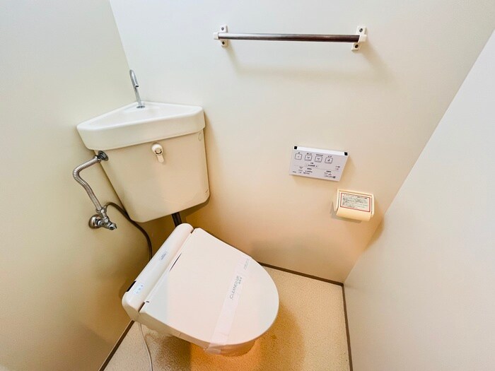 物件内観写真11　(トイレ)