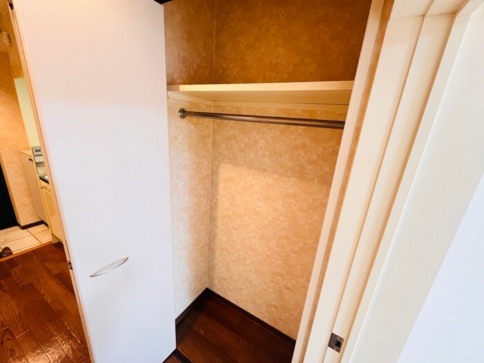 物件内観写真13　(収納)