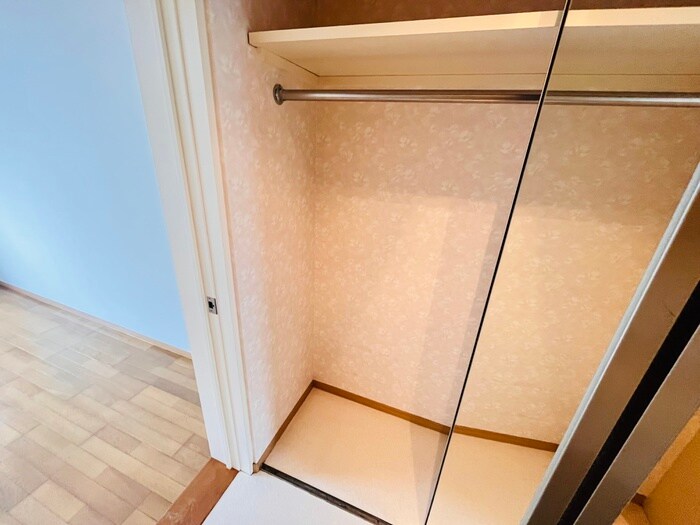 物件内観写真13　(収納)