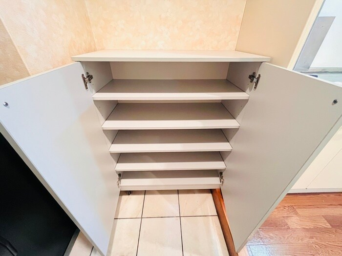 物件内観写真14　(靴箱)