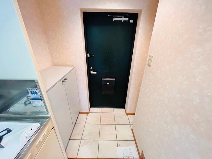物件内観写真15　(玄関)