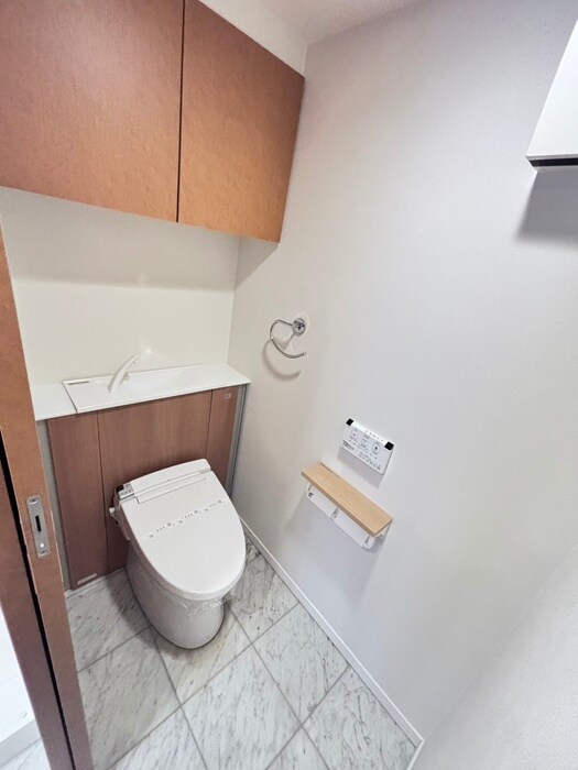 物件内観写真12　(トイレ)