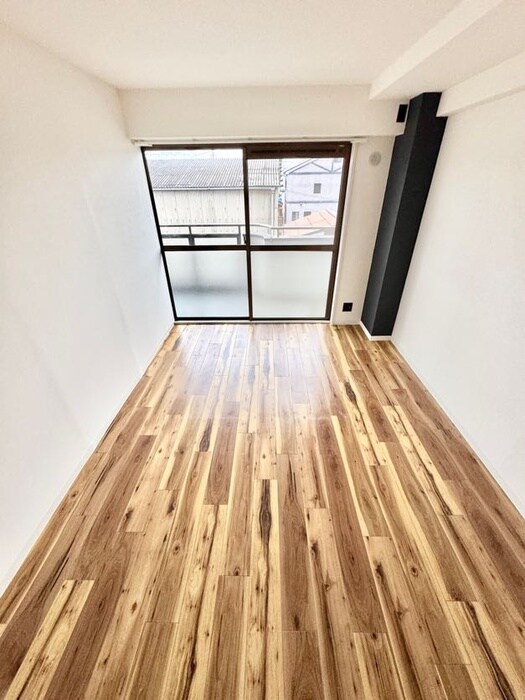 物件内観写真10　(居室)