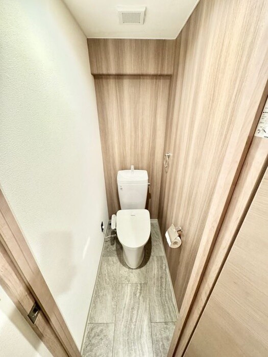 物件内観写真14　(トイレ)