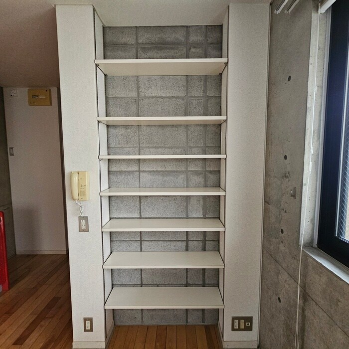 物件内観写真13　(収納)