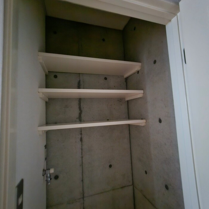 物件内観写真15　(収納)