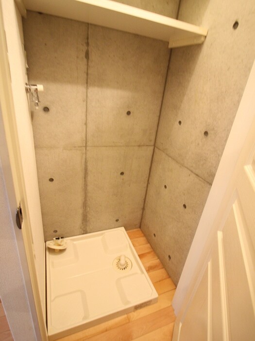 物件内観写真19　(廊下)