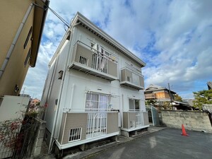 サンシティ新田辺Ｃ棟外観写真