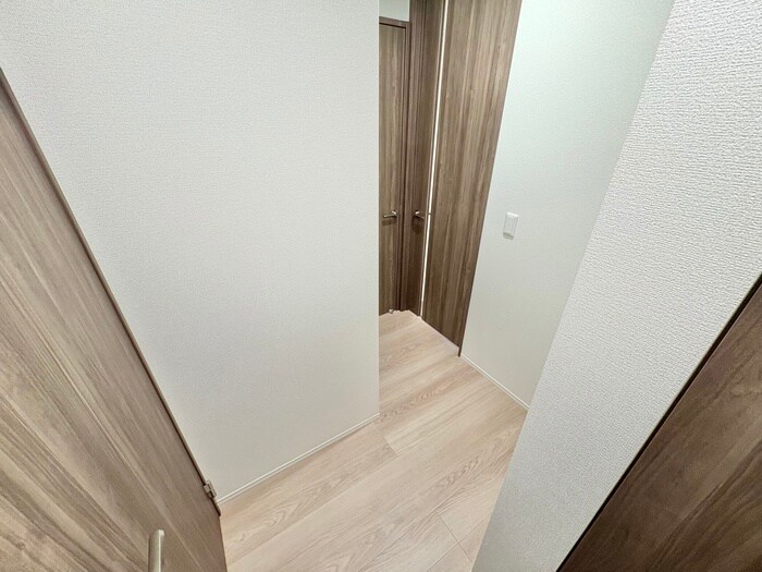 物件内観写真16　(廊下)