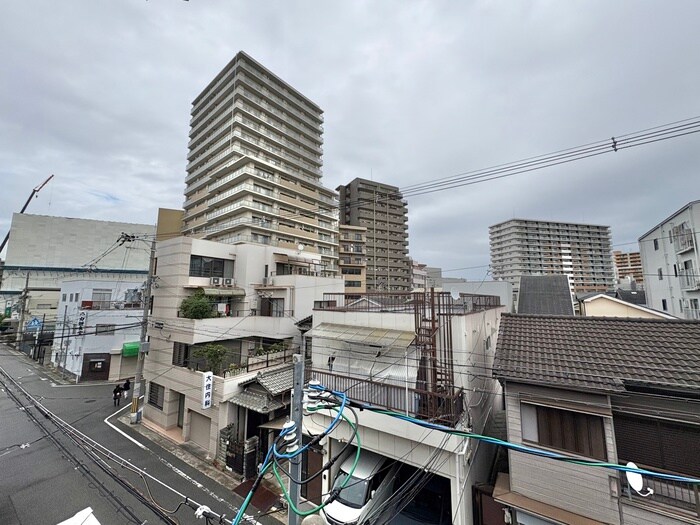 物件内観写真22　(室内からの展望)