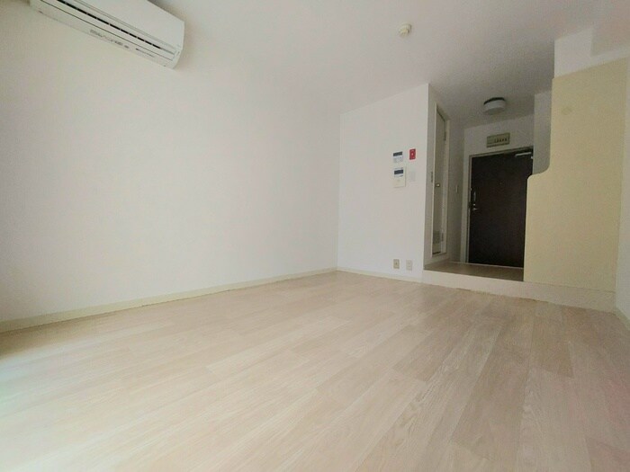 物件内観写真4　(居室)