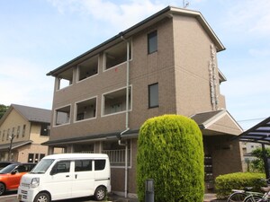 ソレイユ岩倉駅前外観写真