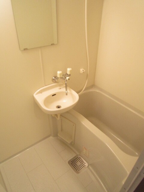 物件内観写真11　(バス／シャワールーム等)