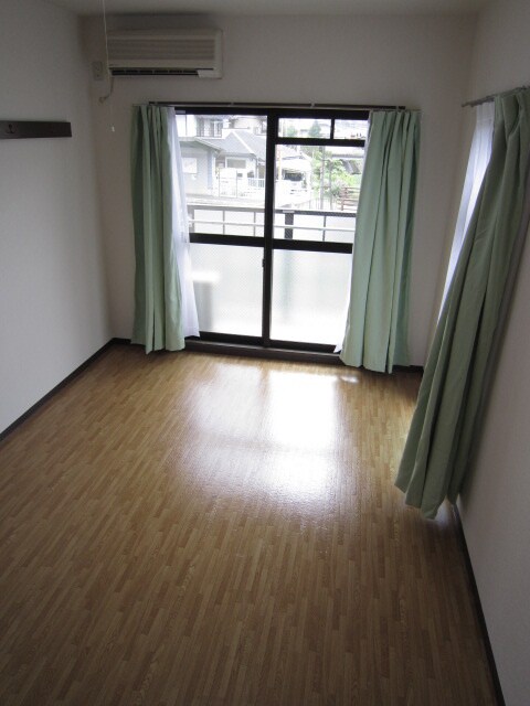 物件内観写真13　(居室)