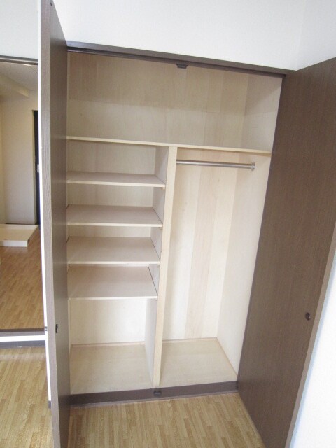 物件内観写真15　(収納)