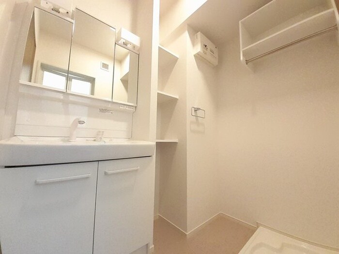 物件内観写真10　(洗面)