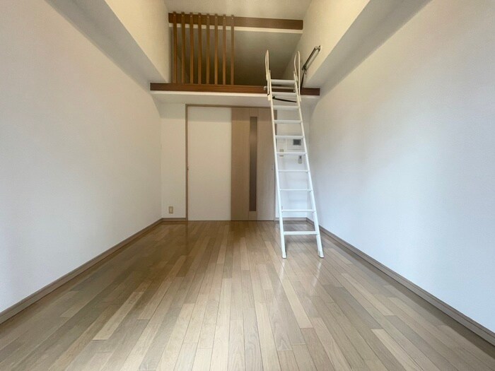 物件内観写真1　(居室)