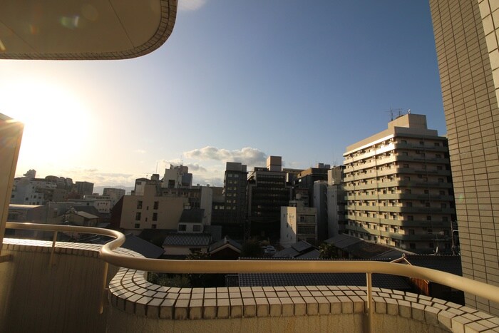 物件内観写真16　(室内からの展望)