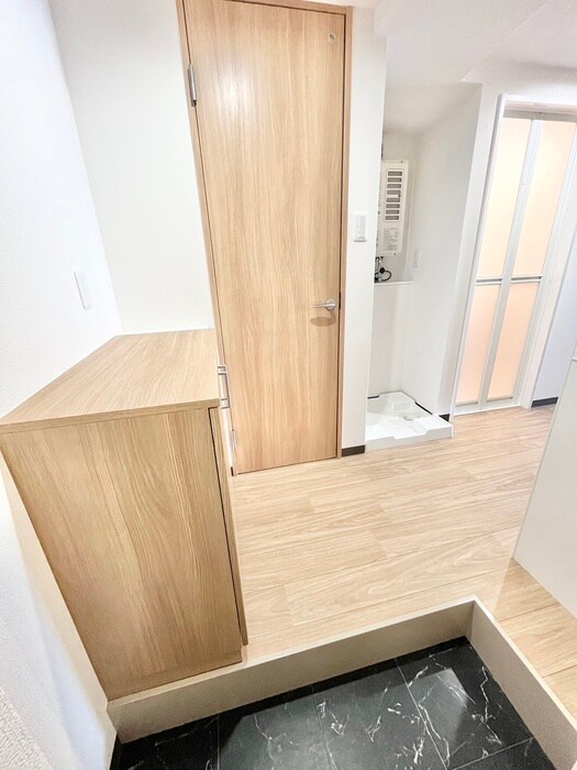 物件内観写真17　(廊下)