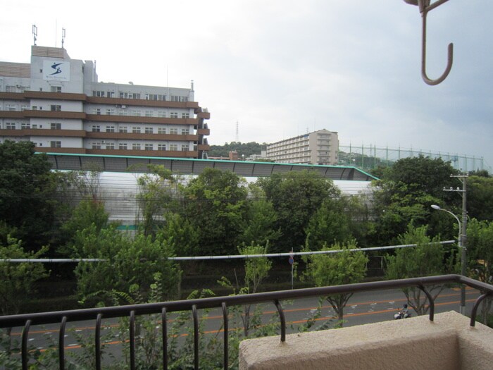 物件内観写真16　(室内からの展望)