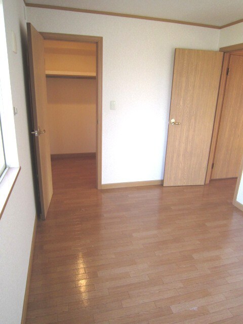 物件内観写真5　(居室)