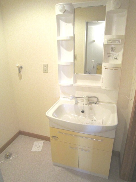 物件内観写真6　(洗面)