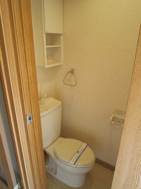 物件内観写真7　(トイレ)
