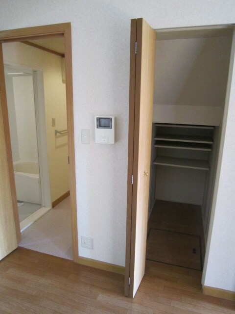 物件内観写真9　(収納)