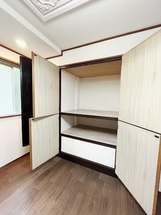 物件内観写真12　(収納)