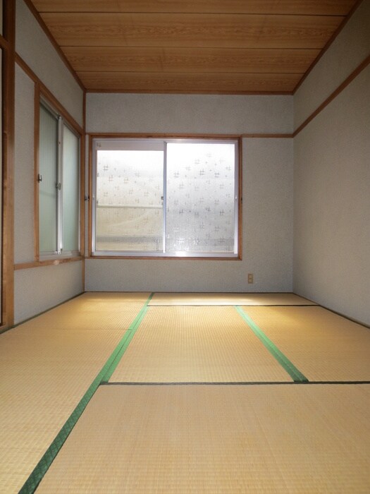 物件内観写真9　(居室)