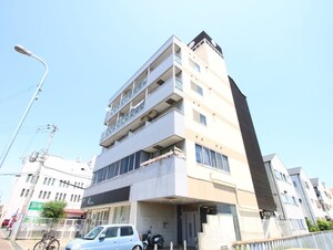ｻﾝﾗｲｽﾞ日宝外観写真