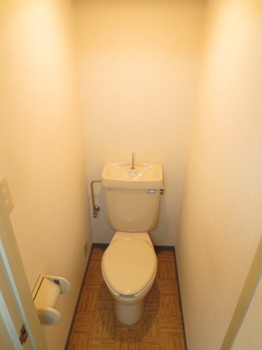 物件内観写真9　(トイレ)