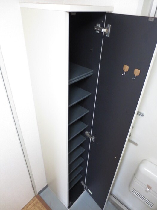 物件内観写真13　(靴箱)