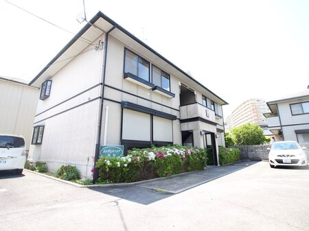 エレガンスハイツ池田外観写真