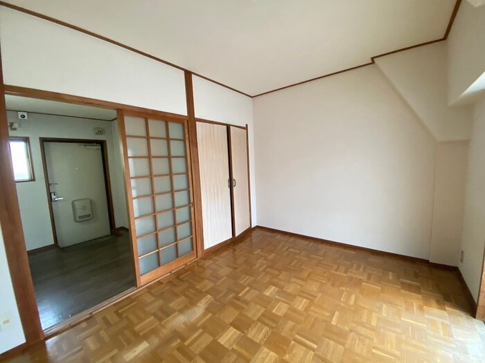 物件内観写真9　(居室)