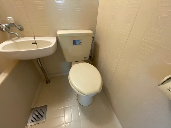 物件内観写真14　(トイレ)