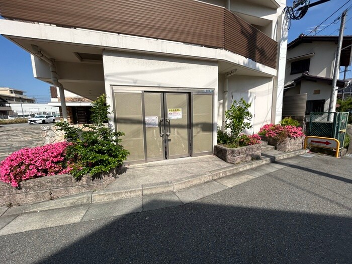 物件外観写真4　(建物設備)