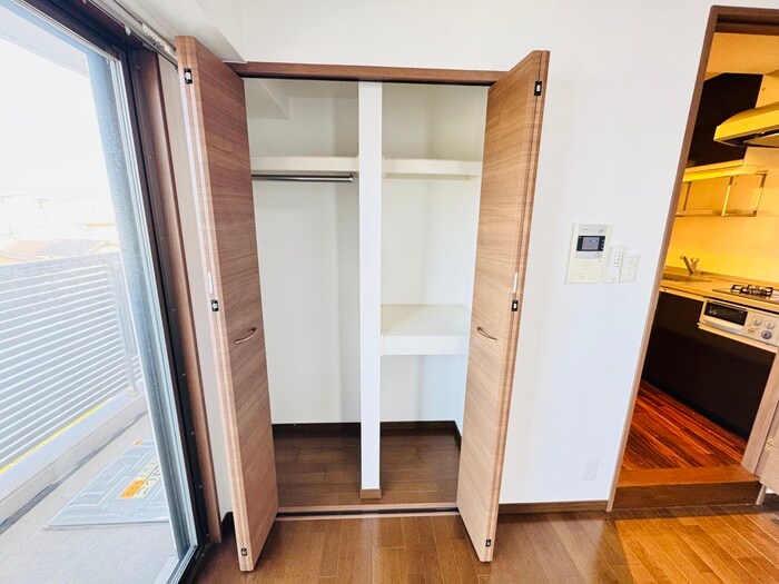 物件内観写真13　(収納)