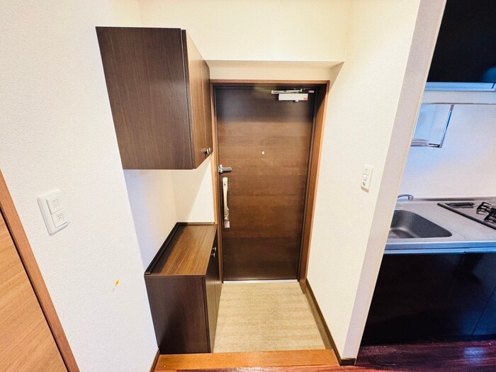 物件内観写真14　(玄関)